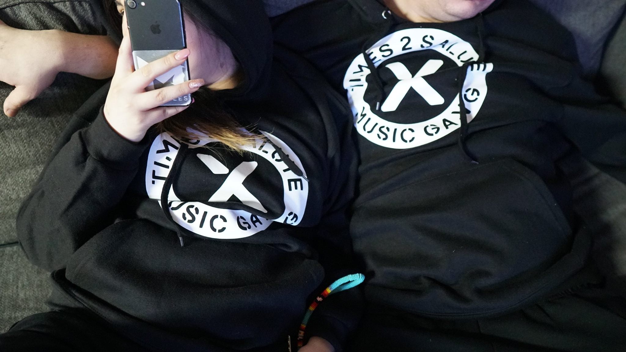 original x2s design black hoodie